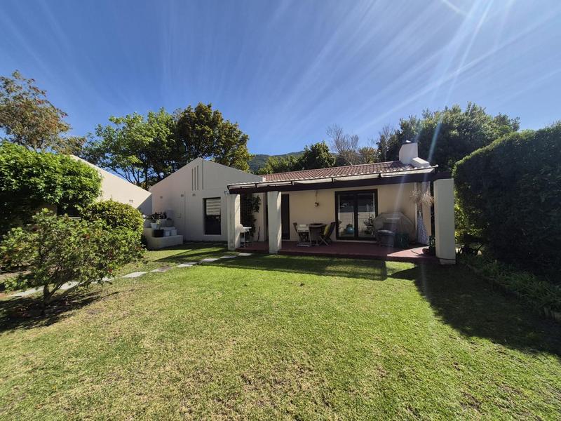 To Let 3 Bedroom Property for Rent in Hout Bay Western Cape